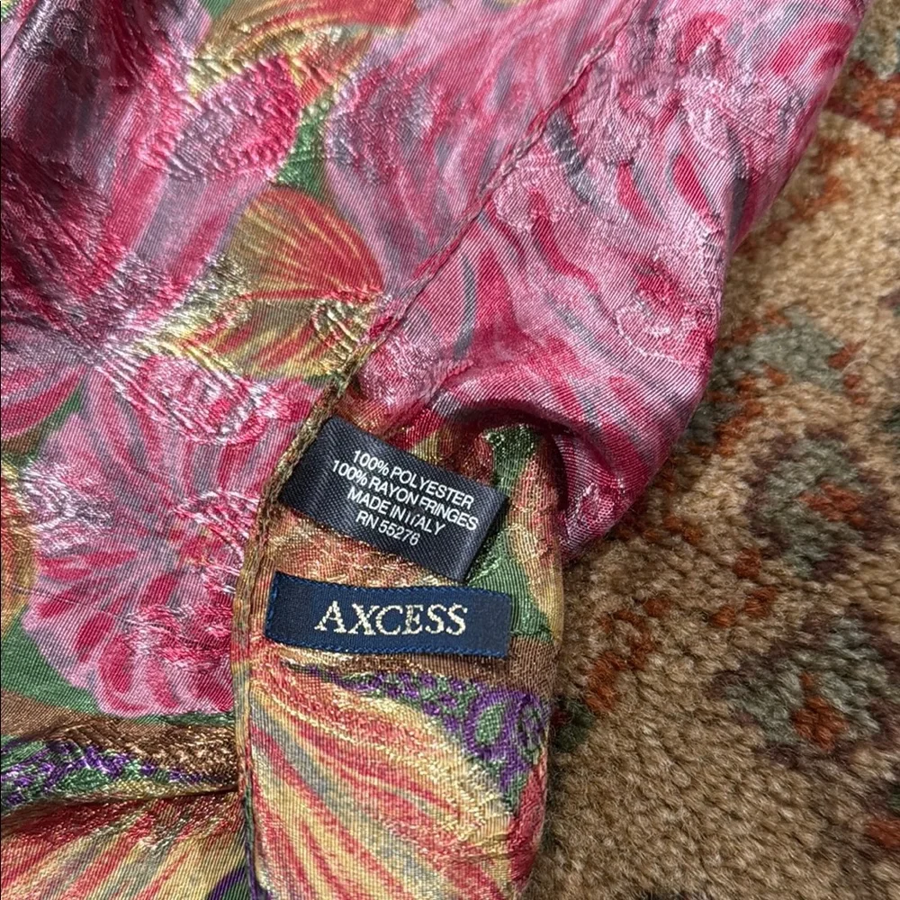 Axcess elegant scarf